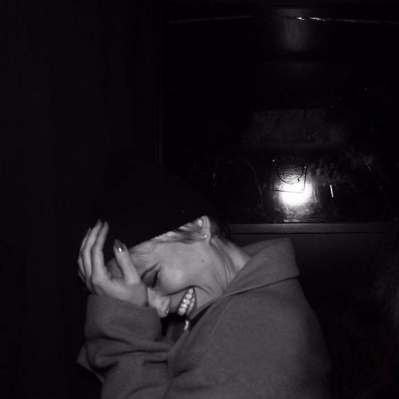 Meet your Posher, Stephanie - Picture 1 of 1